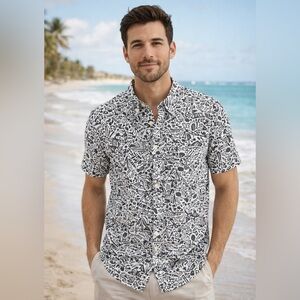 GAP Men's Monochrome Graphic Button Down Shirt